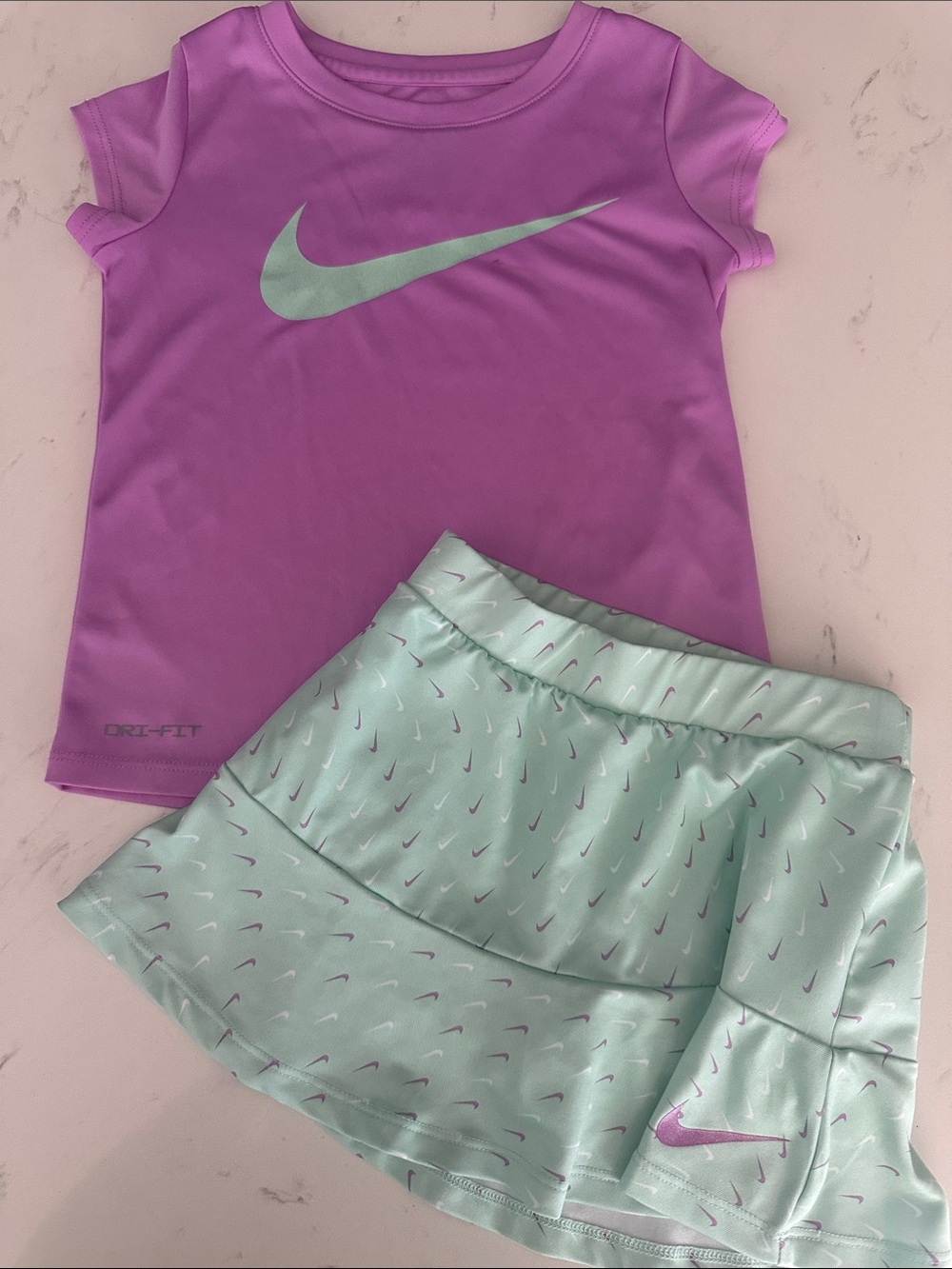 Nike Girls' Purple Top and Mint Green Skort Set 6/6x